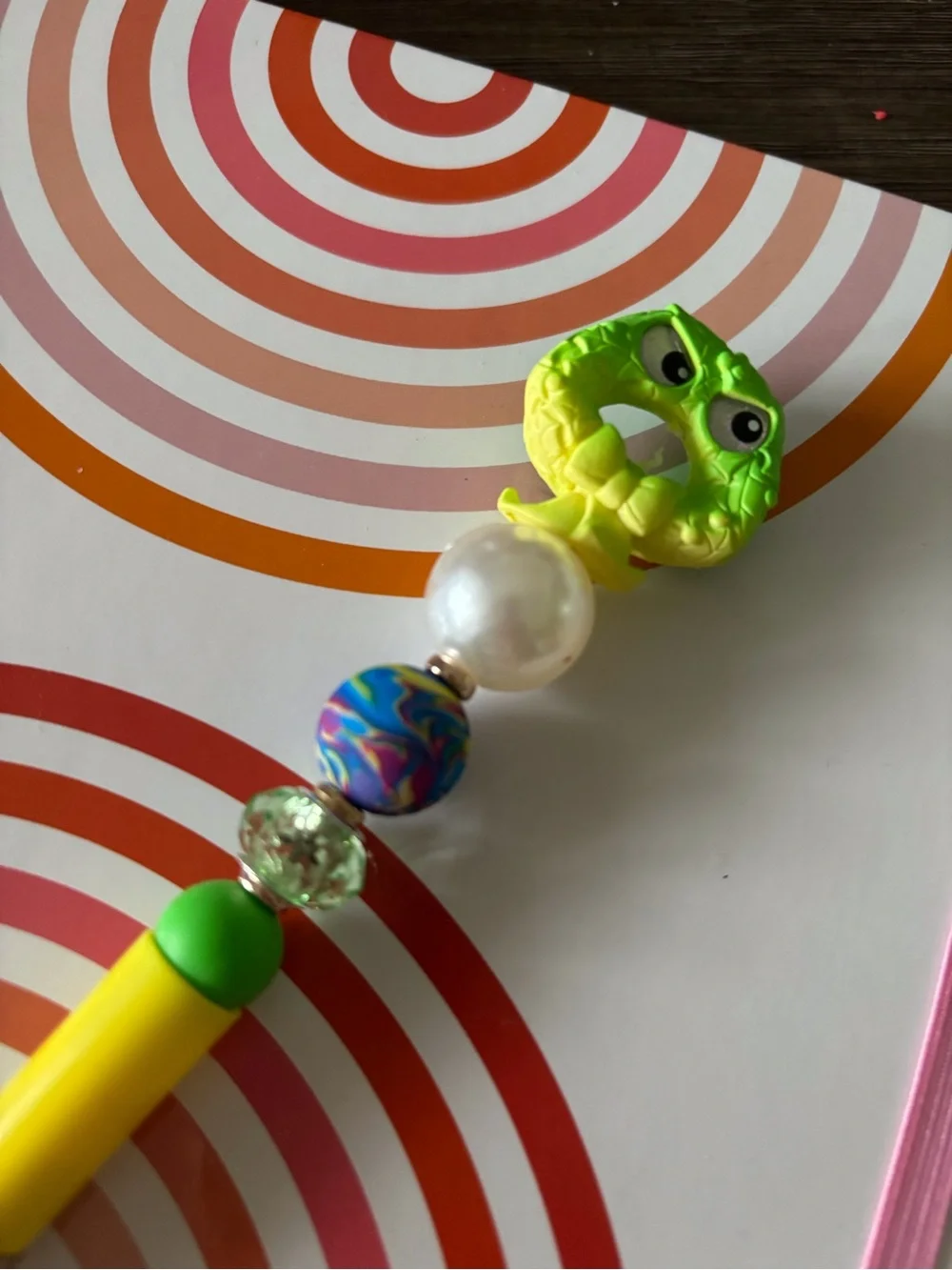 Disney Doorables: Nightmare Before Christmas: Christmas Wreath handmade bead pen